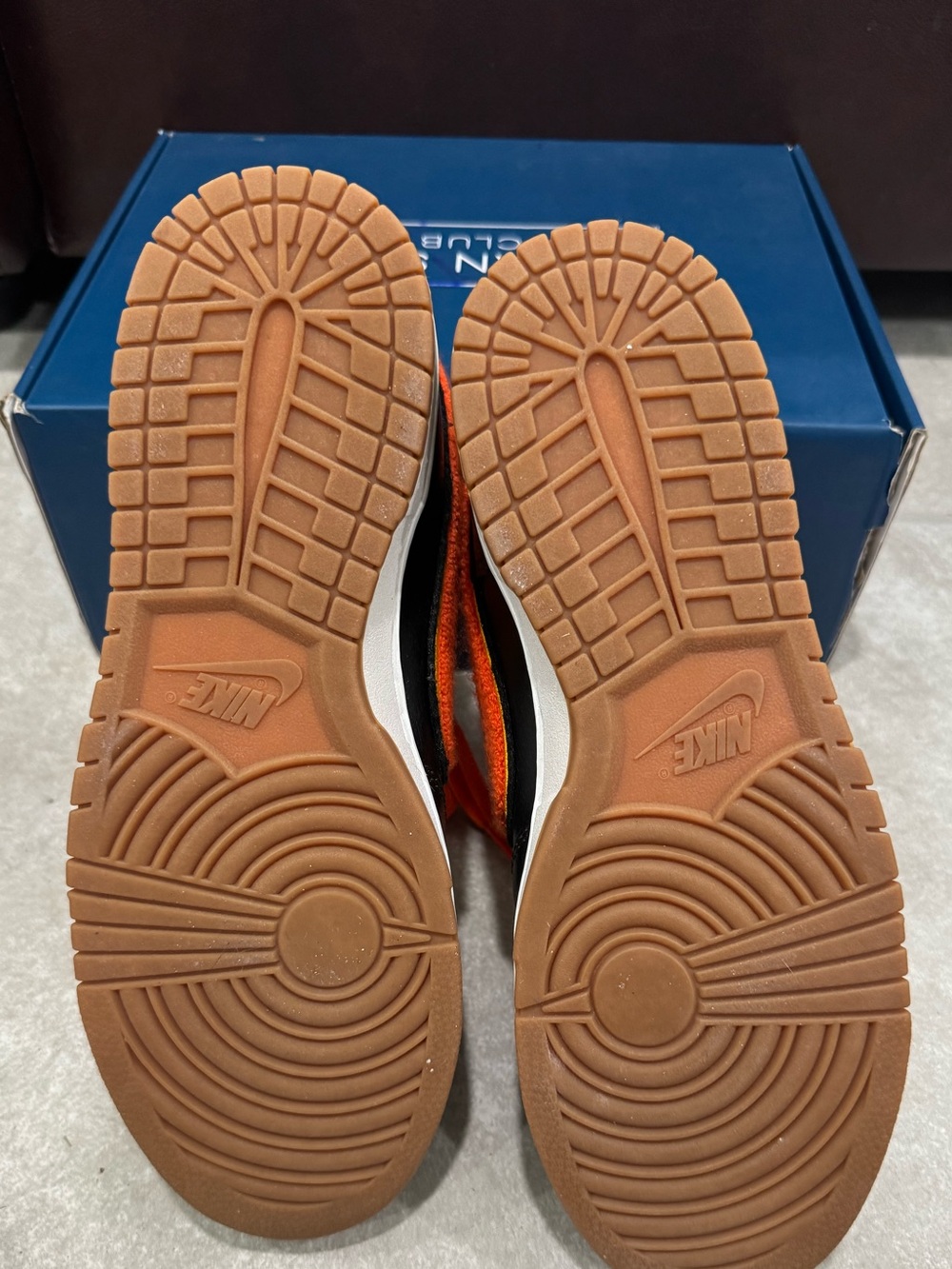 Size 10- Nike Dunk High Chenille Swoosh Black Safety Orange Customized - Picture 5 of 7